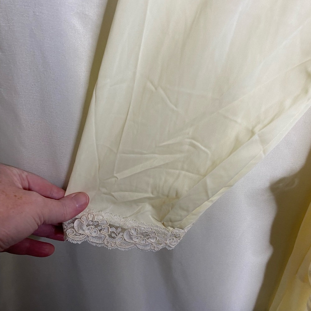Vintage Shadowline Sleep Robe - Picture 6 of 12